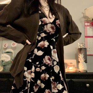 Cute brown cardigan!